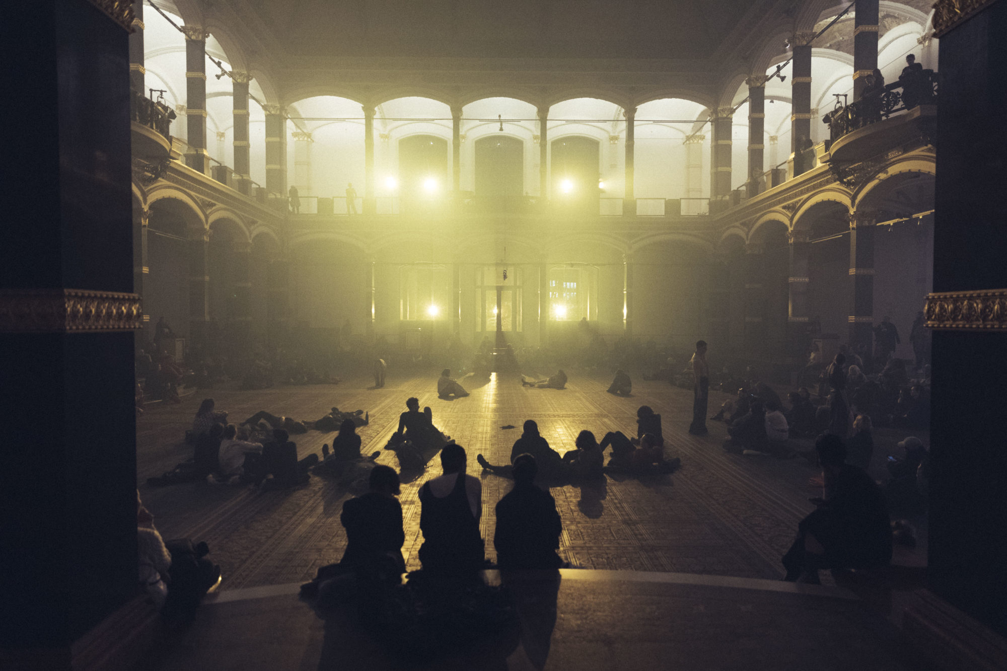 Dead Time Blue, performance view, Martin Gropius Bau, Berlin, 2020